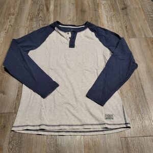 Dry Goods Henley Raglan Sleeved Long Sleeve Tee Shirt Mens Size Medium